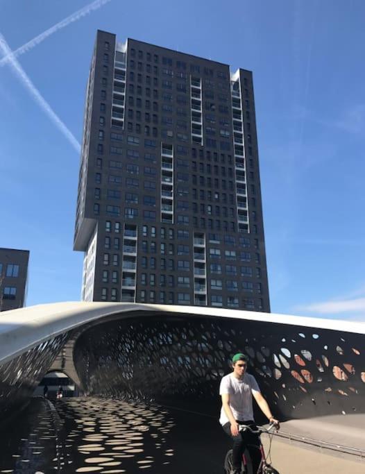 Uniek - Mooiste En Hoogste Uitzicht Op Antwerpen! - Incl Gratis Parking Apartamento *