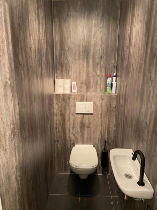 Uniek - Mooiste En Hoogste Uitzicht Op Antwerpen! - Incl Gratis Parking Apartamento