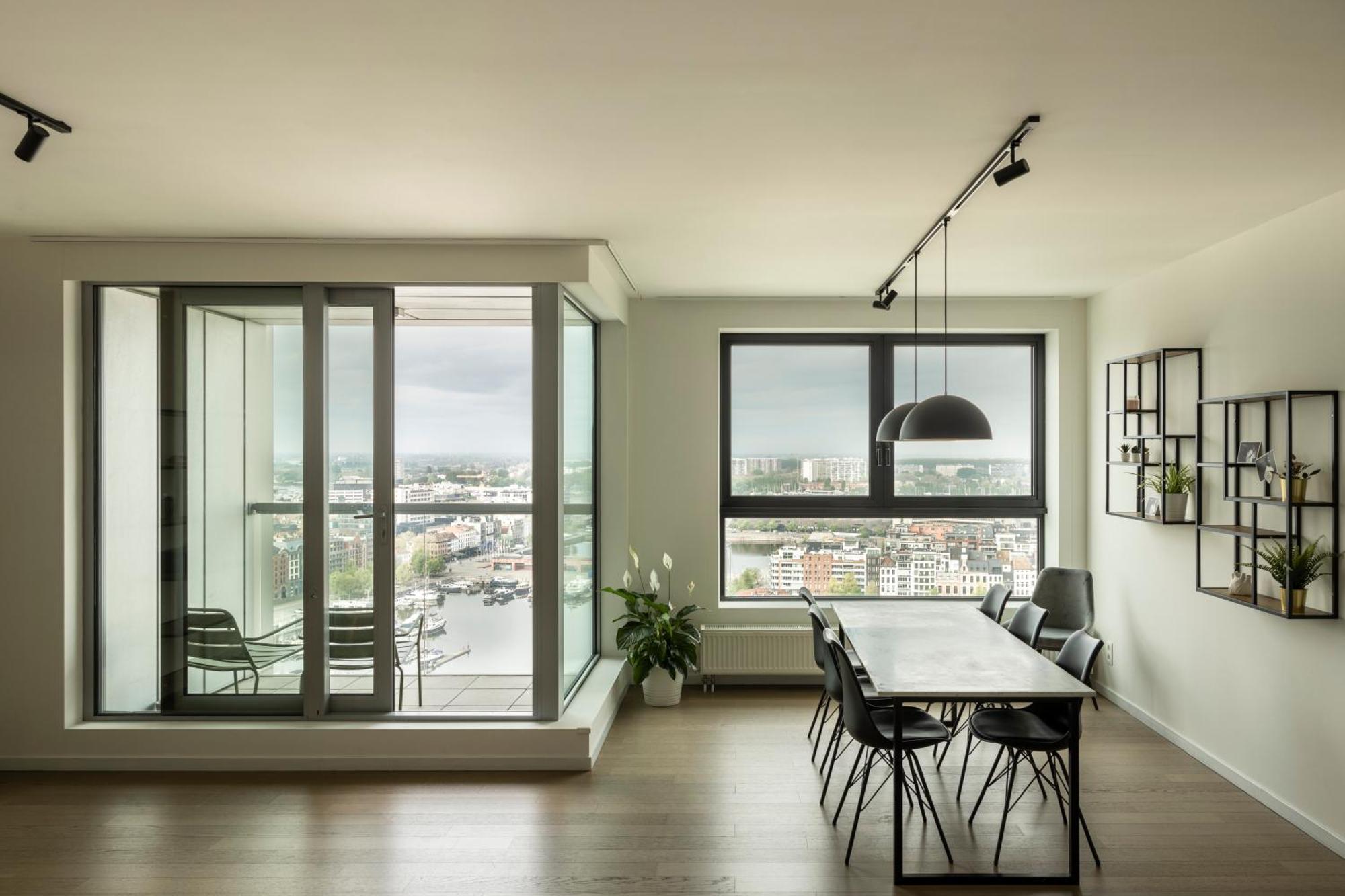 Apartamento Uniek - Mooiste En Hoogste Uitzicht Op Antwerpen! - Incl Gratis Parking Amberes